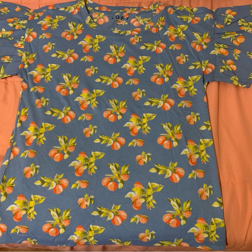 LOFT “Peaches” Top